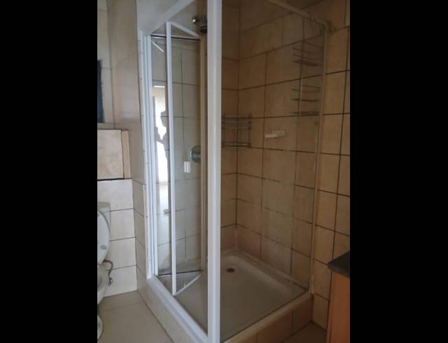 1 BEDROOM PROPERTY TO RENT IN MILPARK